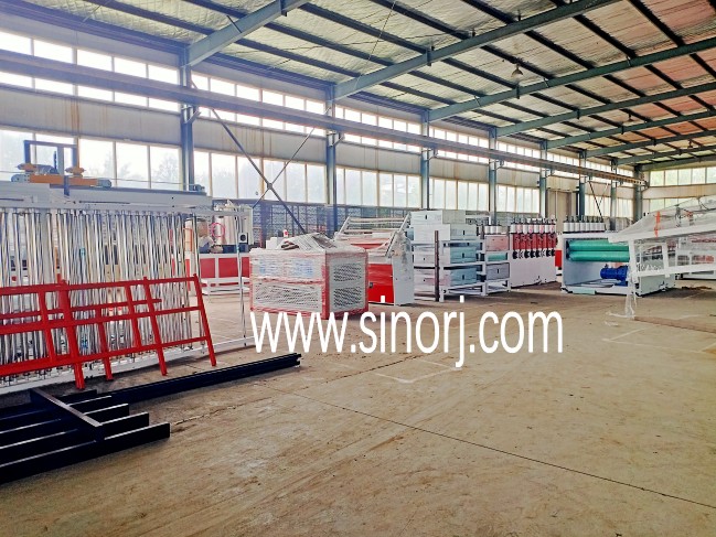 工廠試機，國外裝柜，國內(nèi)平板同步進行中